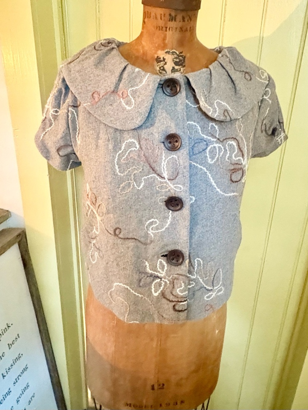 Vintage Anthropologie,”Double Stitch”. Gray Embroidered Short-Sleeve jacket.
